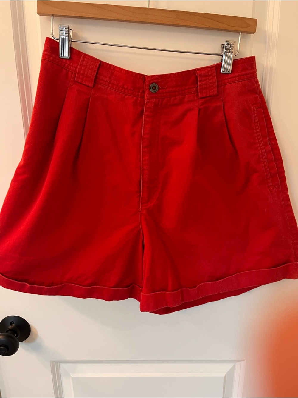 Liz Claiborne Bright Red High-Waist Pleated Shorts